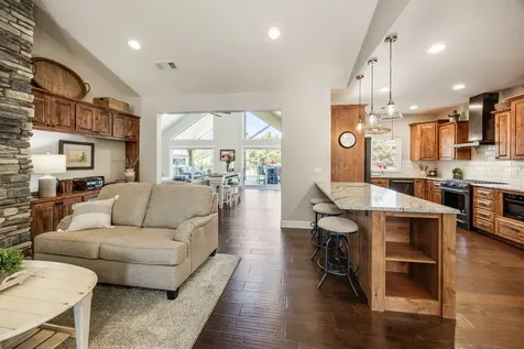 970 Shafer Lane Medford OR 97501