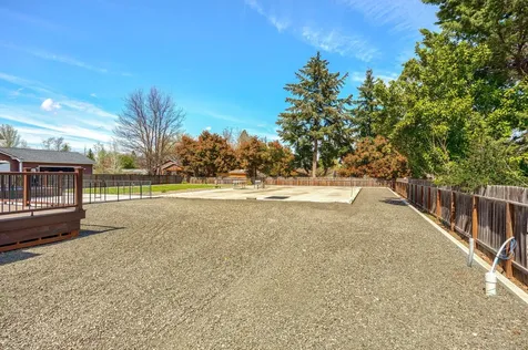 970 Shafer Lane Medford OR 97501
