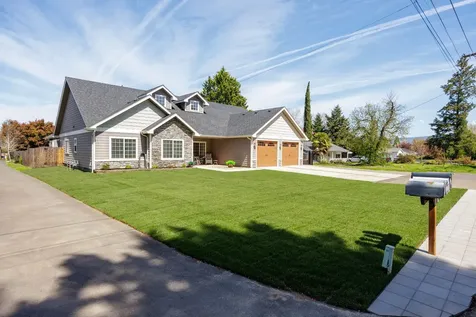 970 Shafer Lane Medford OR 97501