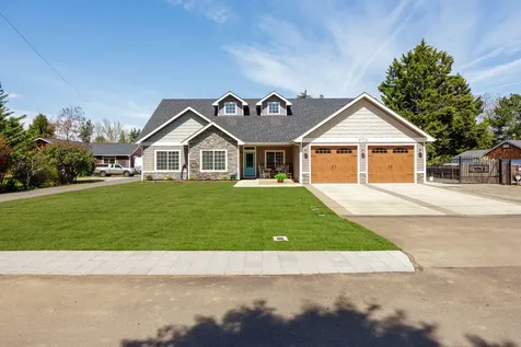 970 Shafer Lane Medford OR 97501