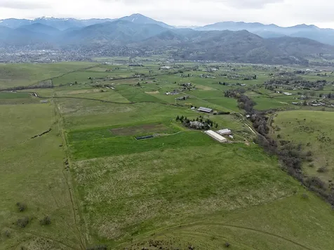 1620 Butler Creek Road Ashland OR 97520