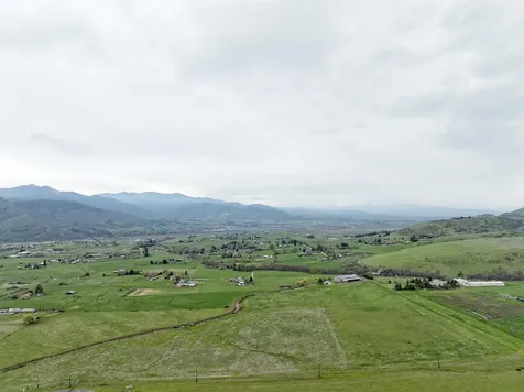 1620 Butler Creek Road Ashland OR 97520