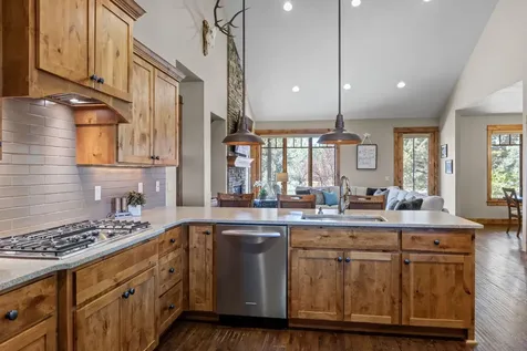 16584 SW Wildhorse Court Powell Butte OR 97753