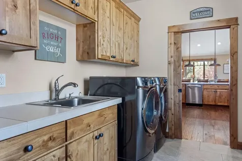 16584 SW Wildhorse Court Powell Butte OR 97753