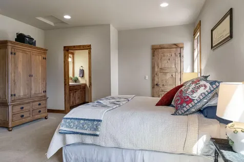 16584 SW Wildhorse Court Powell Butte OR 97753
