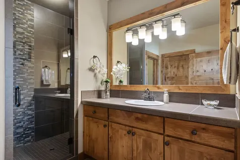 16584 SW Wildhorse Court Powell Butte OR 97753