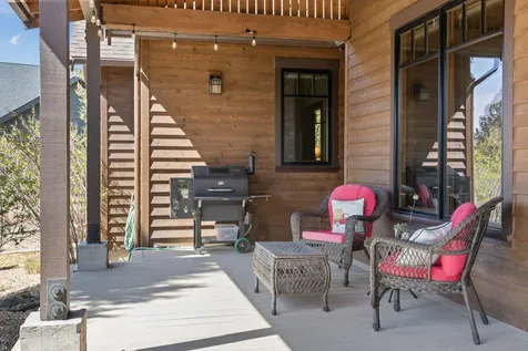 16584 SW Wildhorse Court Powell Butte OR 97753