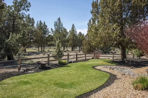 16584 SW Wildhorse Court Powell Butte OR 97753