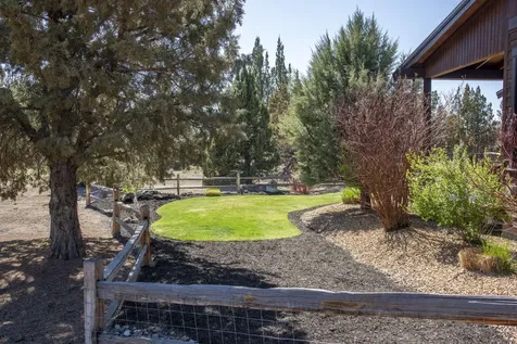 16584 SW Wildhorse Court Powell Butte OR 97753