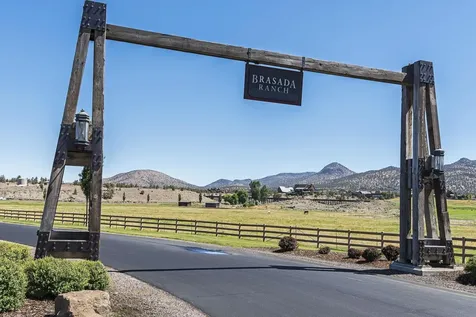 16584 SW Wildhorse Court Powell Butte OR 97753