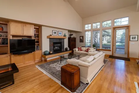 60512 Elkai Woods Drive Bend OR 97702