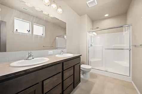 2590 NW Teak Place Redmond OR 97756