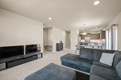 2590 NW Teak Place Redmond OR 97756