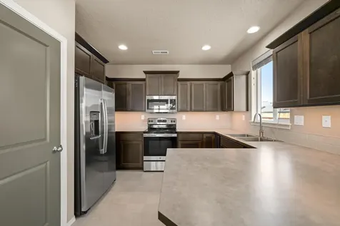 2590 NW Teak Place Redmond OR 97756