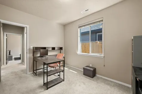 2590 NW Teak Place Redmond OR 97756