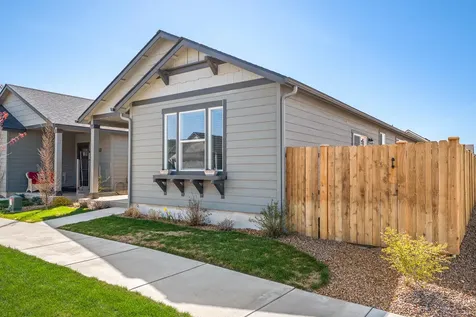 2590 NW Teak Place Redmond OR 97756