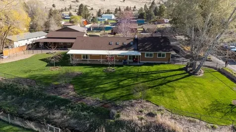 1797 SE Hoover Lane Prineville OR 97754