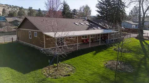 1797 SE Hoover Lane Prineville OR 97754