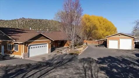 1797 SE Hoover Lane Prineville OR 97754
