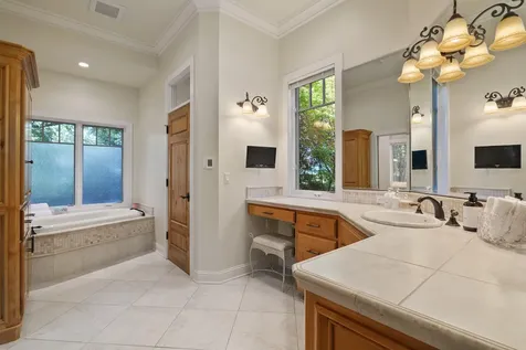 270 W Jones Creek Road Grants Pass OR 97526