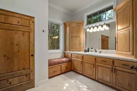 270 W Jones Creek Road Grants Pass OR 97526