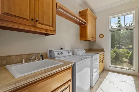 270 W Jones Creek Road Grants Pass OR 97526