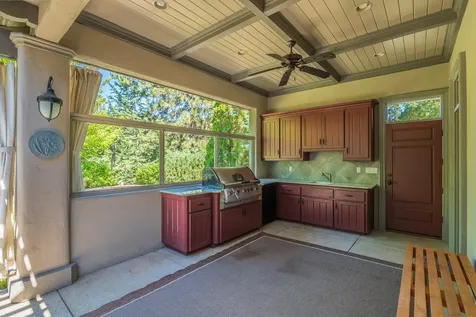 270 W Jones Creek Road Grants Pass OR 97526