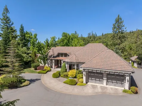 270 W Jones Creek Road Grants Pass OR 97526