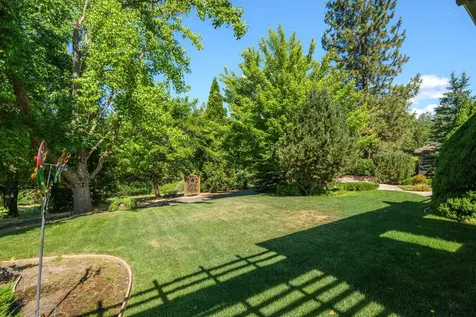 270 W Jones Creek Road Grants Pass OR 97526