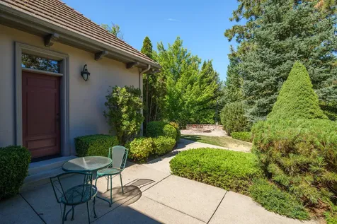 270 W Jones Creek Road Grants Pass OR 97526