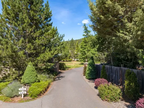 270 W Jones Creek Road Grants Pass OR 97526