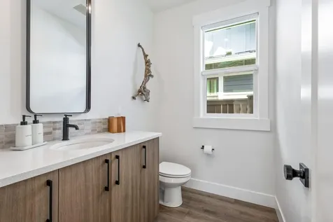 20457 Aberdeen Drive Bend OR 97702