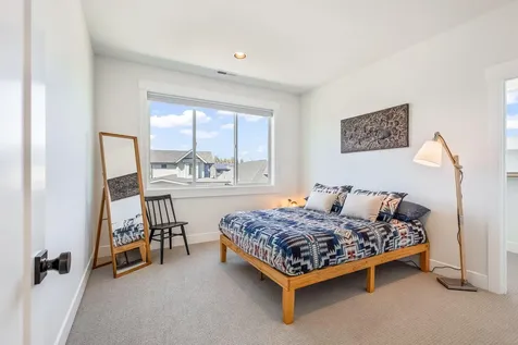 20457 Aberdeen Drive Bend OR 97702
