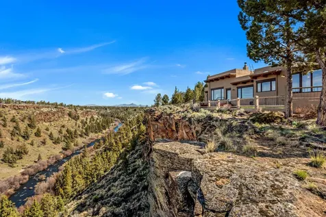 5271 SW Loma Linda Drive Redmond OR 97756