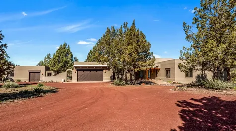 5271 SW Loma Linda Drive Redmond OR 97756