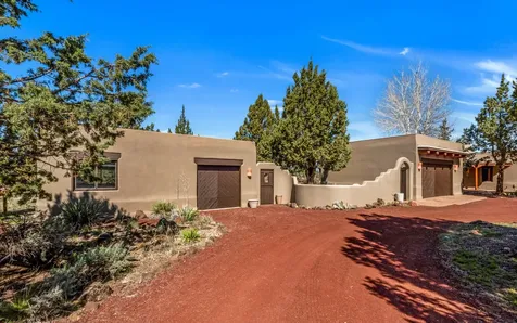 5271 SW Loma Linda Drive Redmond OR 97756