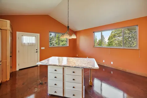 130 Westwood Street Ashland OR 97520