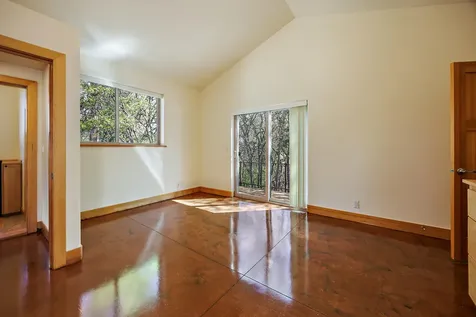 130 Westwood Street Ashland OR 97520