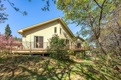 130 Westwood Street Ashland OR 97520