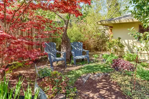 130 Westwood Street Ashland OR 97520