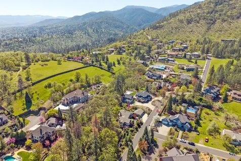 130 Westwood Street Ashland OR 97520