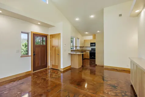 130 Westwood Street Ashland OR 97520