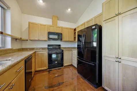 130 Westwood Street Ashland OR 97520