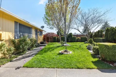 2280 Delta Waters Road Medford OR 97504