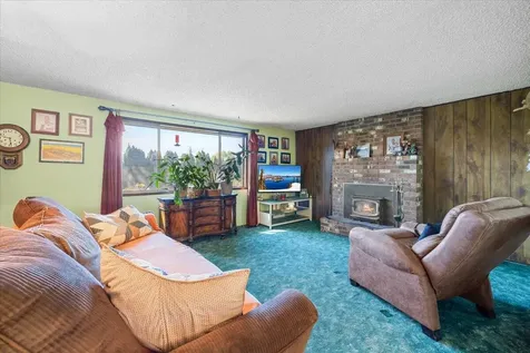 2280 Delta Waters Road Medford OR 97504