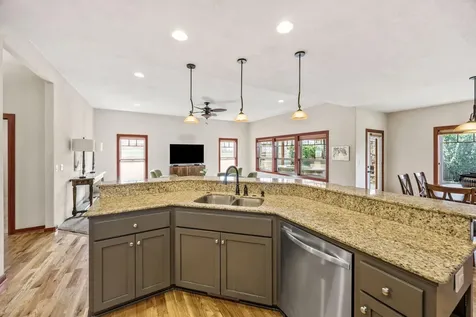 526 Windsor Avenue Medford OR 97504