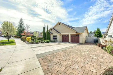 526 Windsor Avenue Medford OR 97504