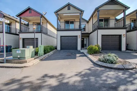 183 Logan Avenue Central Point OR 97502