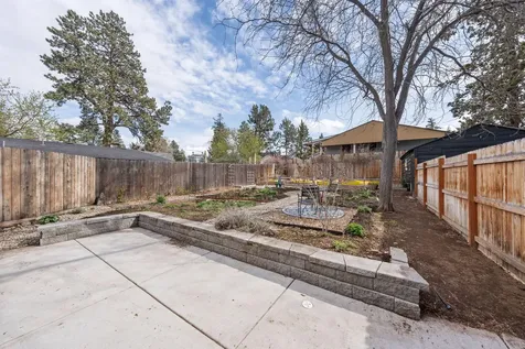 375 SE Miller Avenue Bend OR 97702