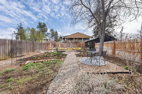 375 SE Miller Avenue Bend OR 97702
